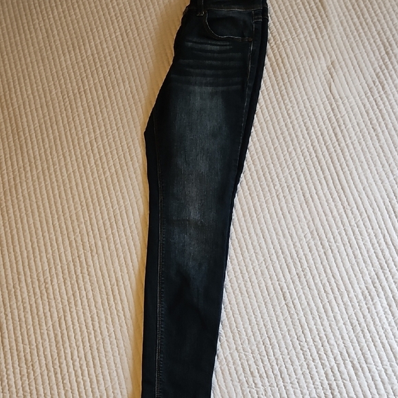 1822 Denim Dark Wash Skinny Jeans - Picture 6 of 6